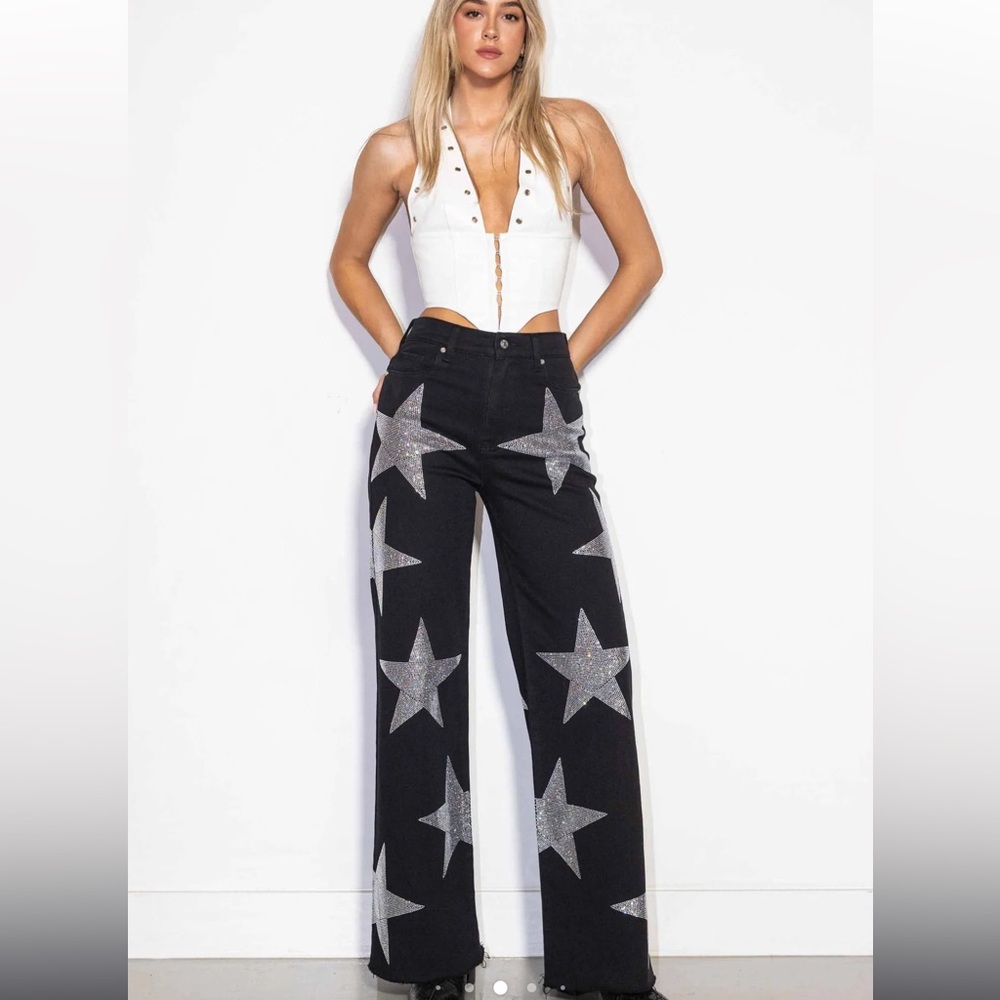 Vibrant pants with rhinestone stars
